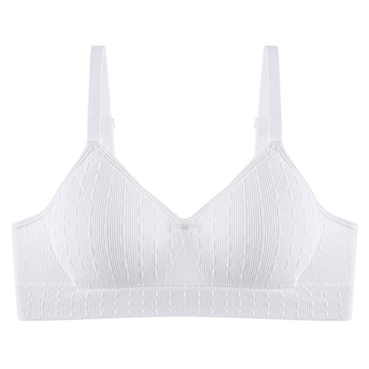 Skin-friendly and supportive bra in white preventing sagging