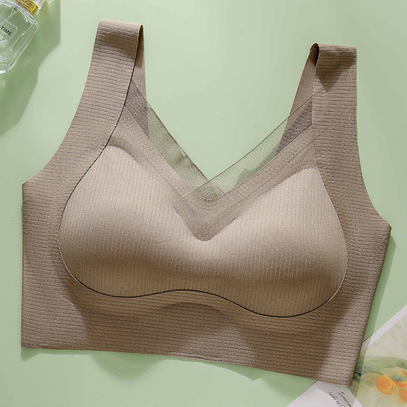 Close-up of brow seamless bra showcasing the detachable pads and high elasticity with side support made by ucharm bras