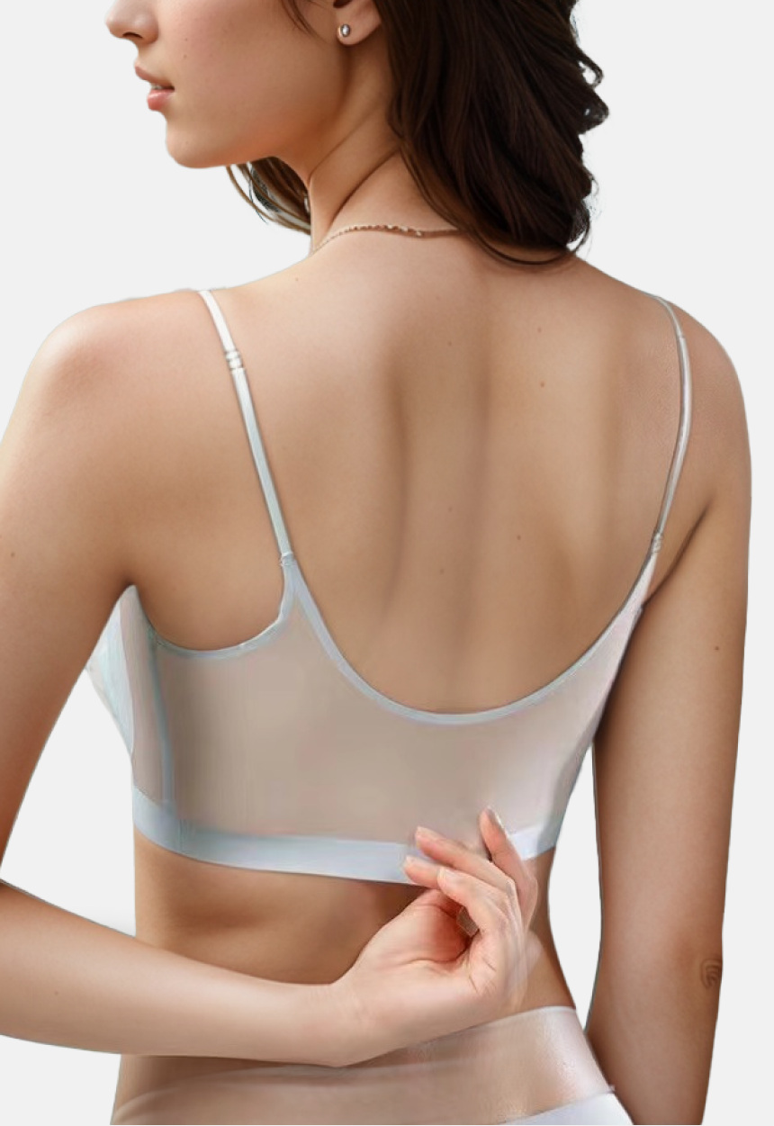 women wearing 1mm thin, breathable fabric, this bra ensures effective sweat-wicking without the stickiness